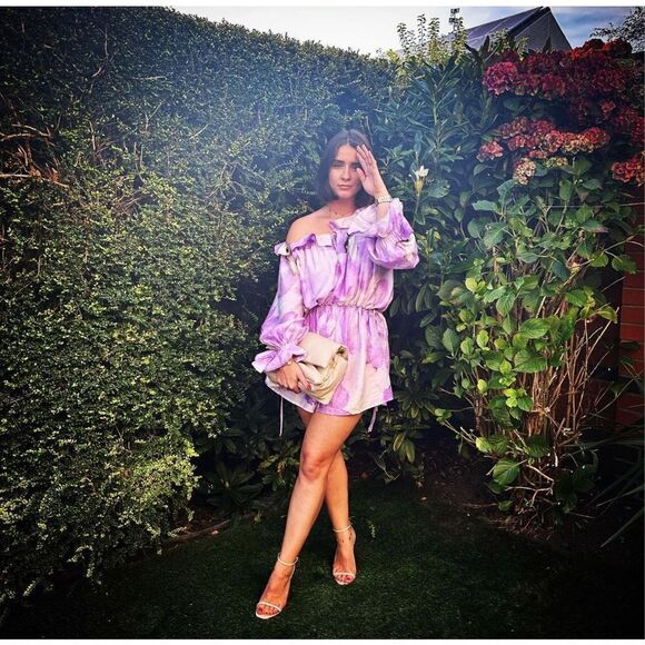 H&M Oversized Off Shoulder Purple Ruffle Dress L - Picture 8 of 8
